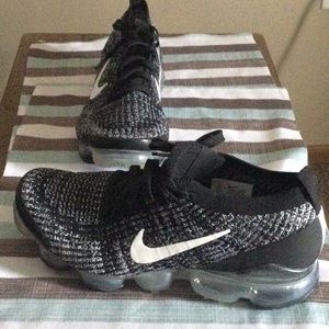 Nike Women’s VAPORMAX Shoes